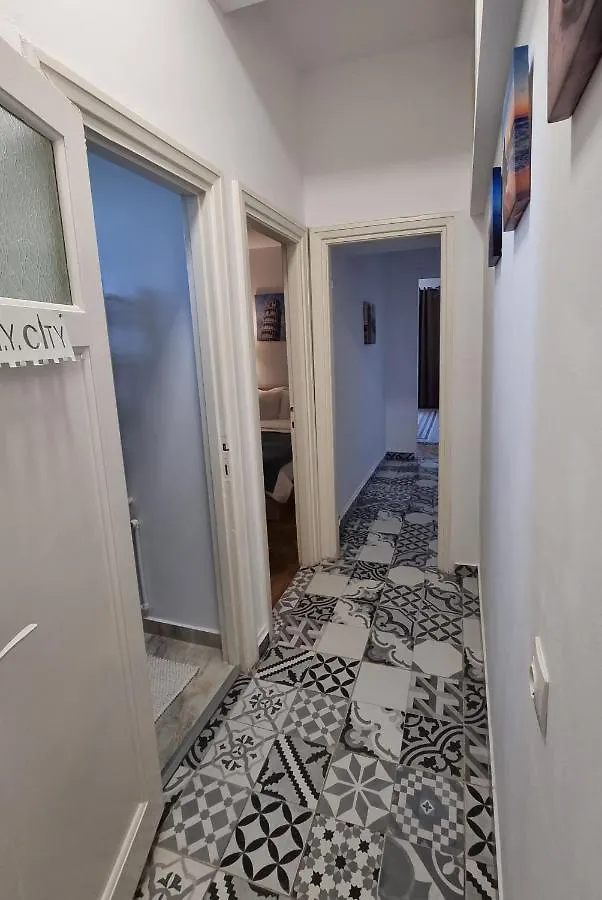 Victoriei - The Historical Part Apartment Bucureşti